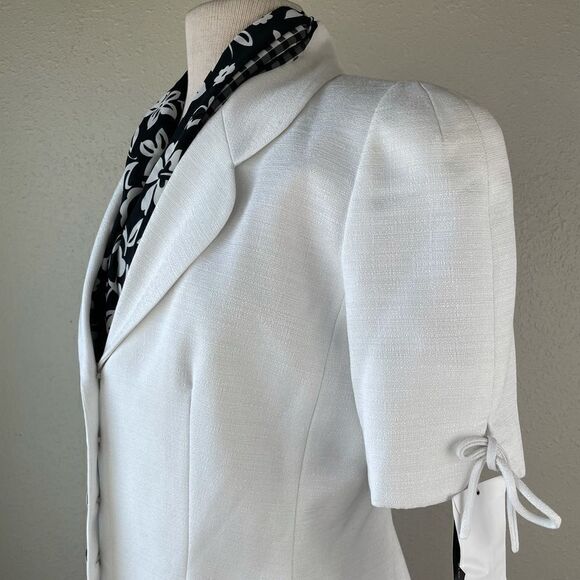 NWT Sag Harbor Suit White Jacket and Skirt Size 10 - Picture 7 of 16